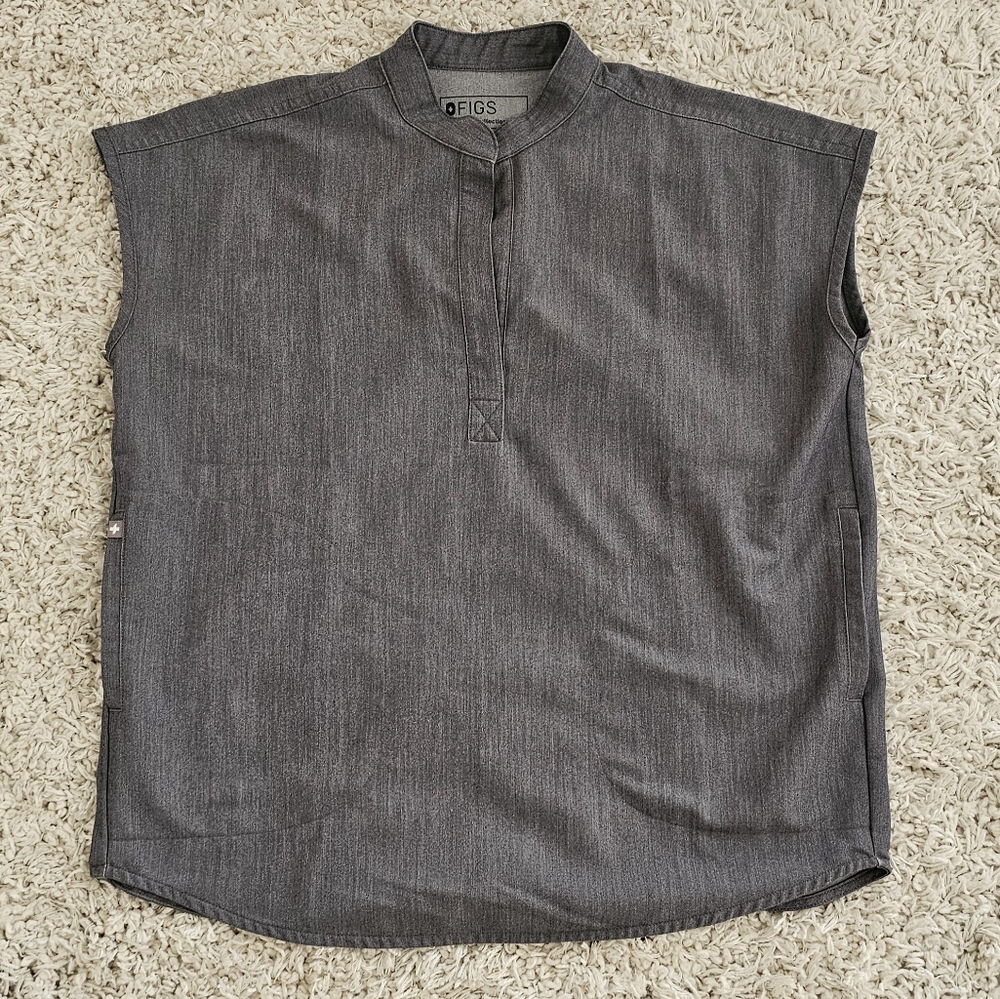 FIGS Rafaela Oversized Scrub Top™